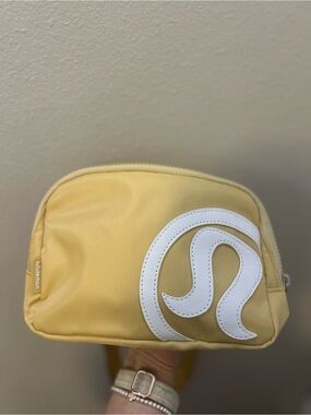 lululemon Light Yellow Travel Organizer Pouch